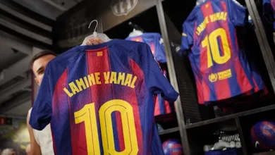 Top ten in Europe: These clubs rake in the most shirt money 13 Jersey