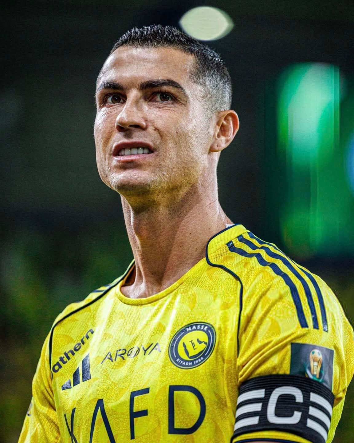 Cristiano Ronaldo did ๐๐๐ ๐ฅ๐๐๐ฏ๐ ๐๐๐ฎ๐๐ข ๐๐ซ๐๐๐ข๐ with his family to return to Madrid today 1 FB IMG 1772550441766