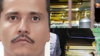 The moment El Mencho was bur!ed in a golden casket with the Mexican Army standing guard 14 FB IMG 1772623544545