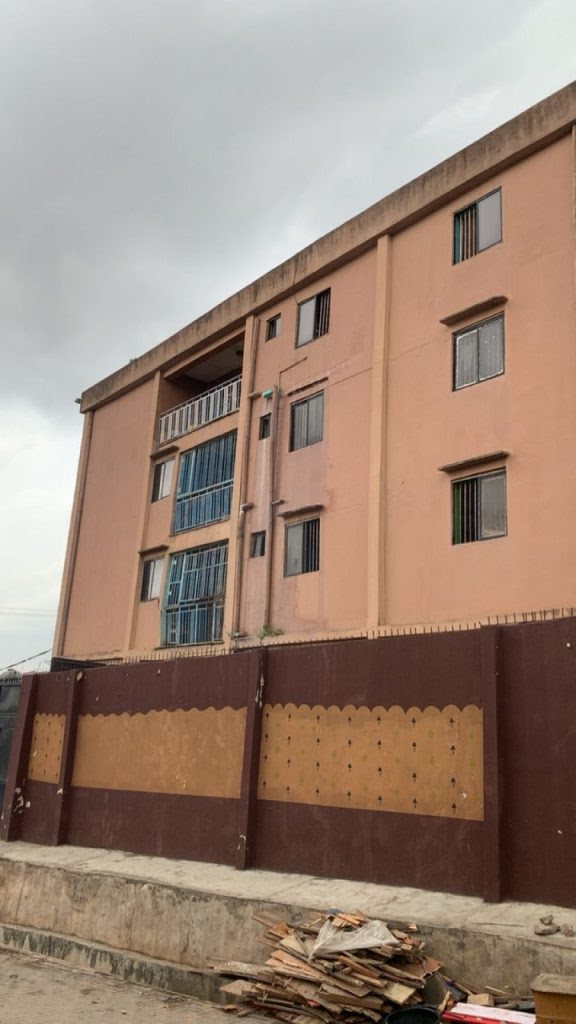 building collapses Lagos 3 576x1024 1