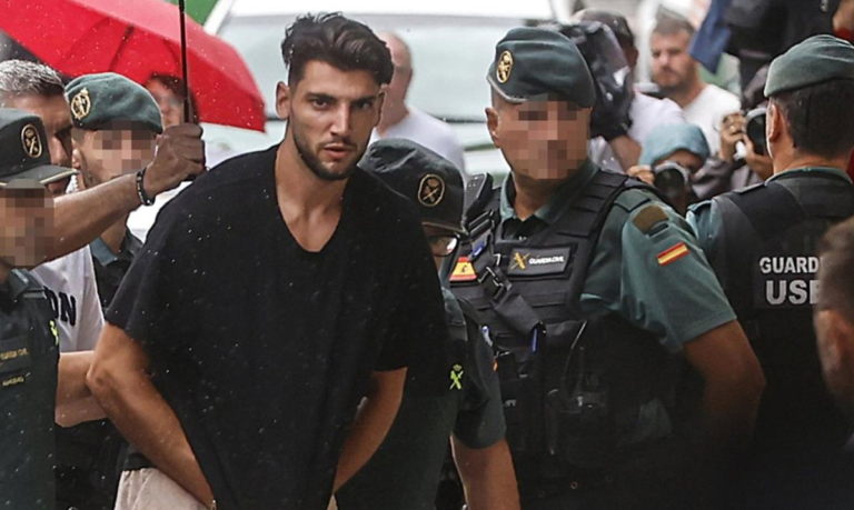 Spanish footballer Rafa Mir has been sentenced to eight and a half years in prison for sexual offenses 1 Sevillas Rafa Mir